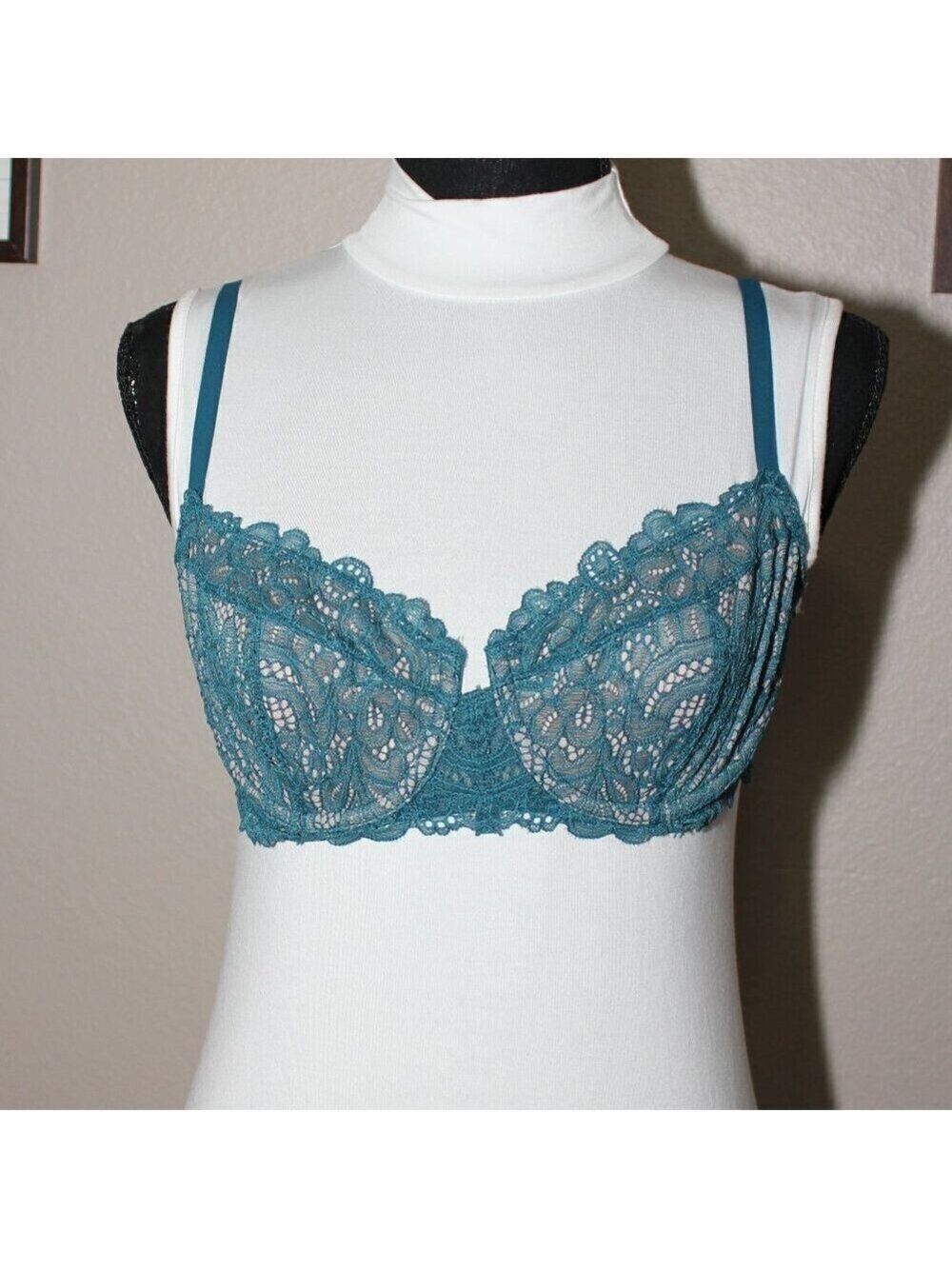 Soma Womens Tell Tale Sheer Bra and Teal Lace Bra Sizes 36B NWT